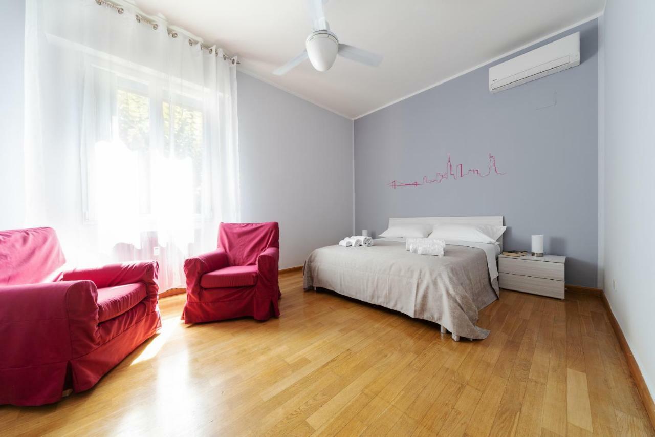 Sant'Orsola Colorful Huge Apartment Болонья Екстер'єр фото