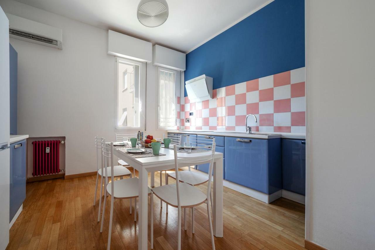Sant'Orsola Colorful Huge Apartment Болонья Екстер'єр фото
